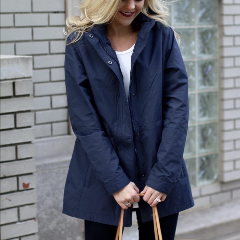 Women’s Nylon jacket.  Navy blue.  3xl.  Charles river apparel.  New with tags